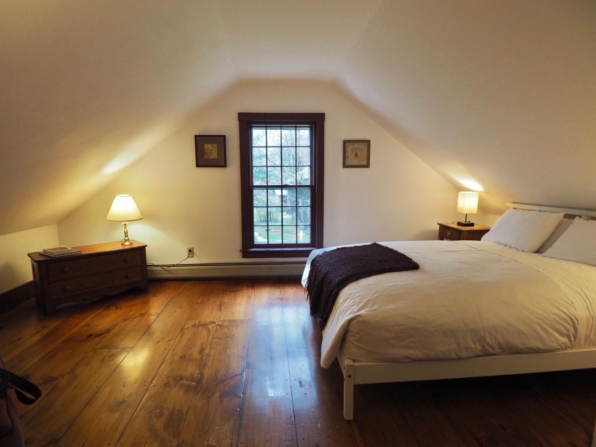 The Featherbed Inn Waitsfield Экстерьер фото