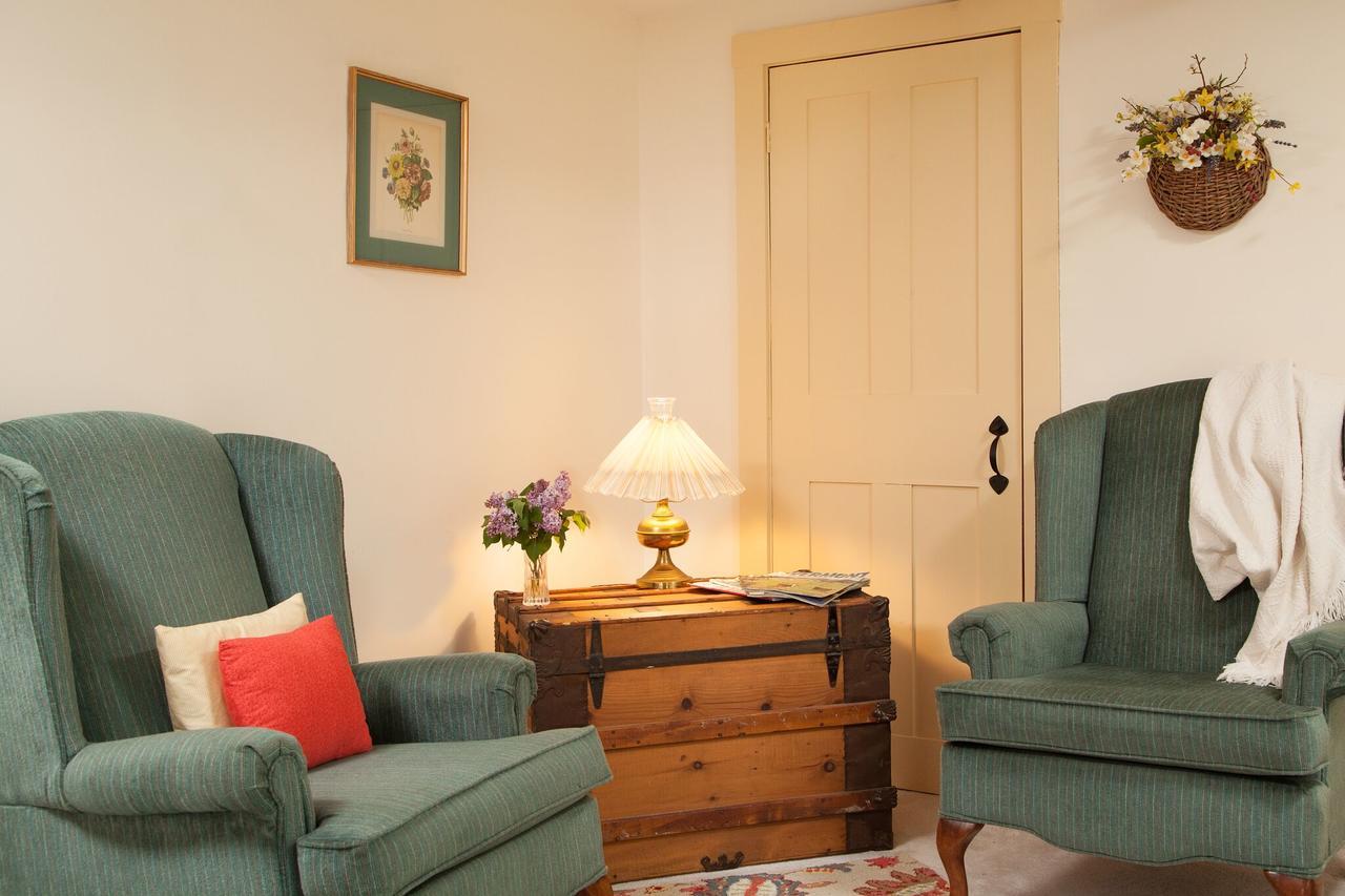 The Featherbed Inn Waitsfield Экстерьер фото